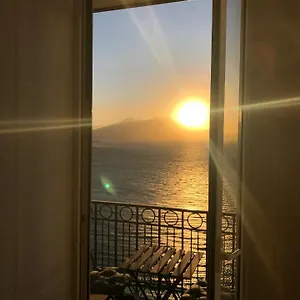 Bed & Breakfast Lux, Napoli