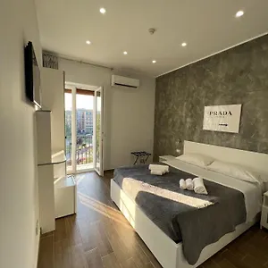 Affittacamere Metropolis, Napoli