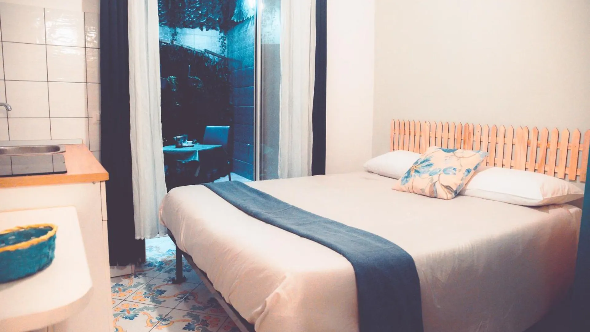 Hotel Museodream 2 By Napulitandream Napoli Italia